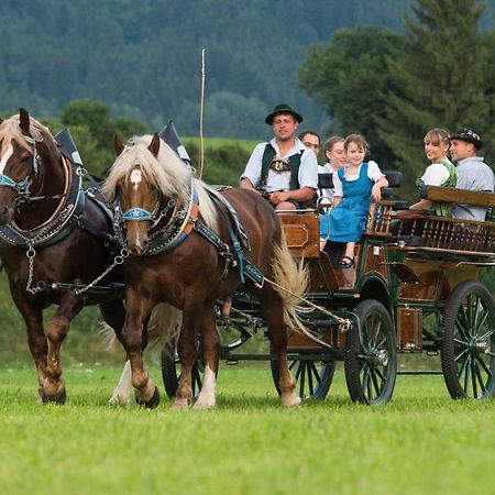 Bed and Breakfast Bauernhof Kotz Brunnen Екстер'єр фото