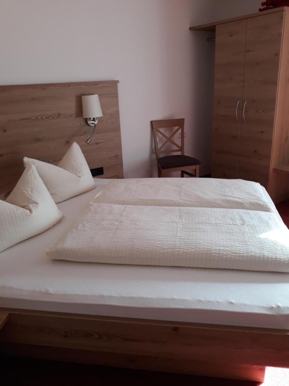 Bed and Breakfast Bauernhof Kotz Brunnen Екстер'єр фото